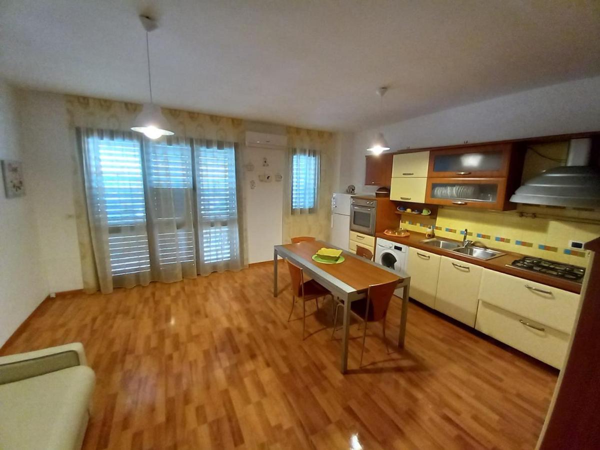Casa vacanze Aci Trezza Aci Castello Exterior foto